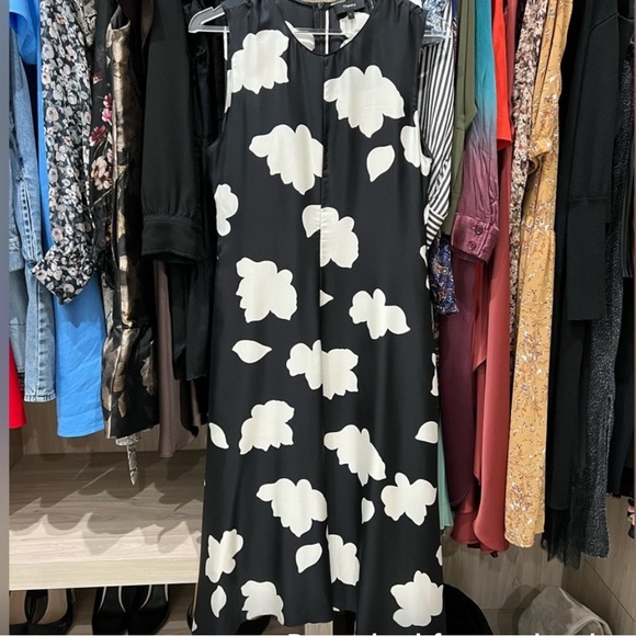 THEORY dress size 6. GUC - Picture 3 of 6